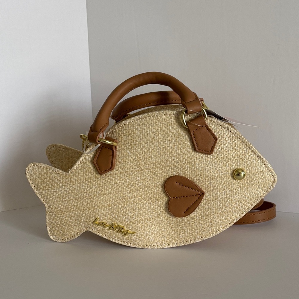 ☀️Betsey Johnson Cream Straw Fish Mini Bag - Picture 2 of 11